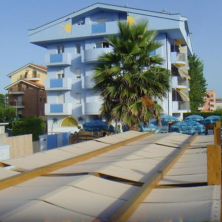 Residence Blumarine Giulianova Esterno foto