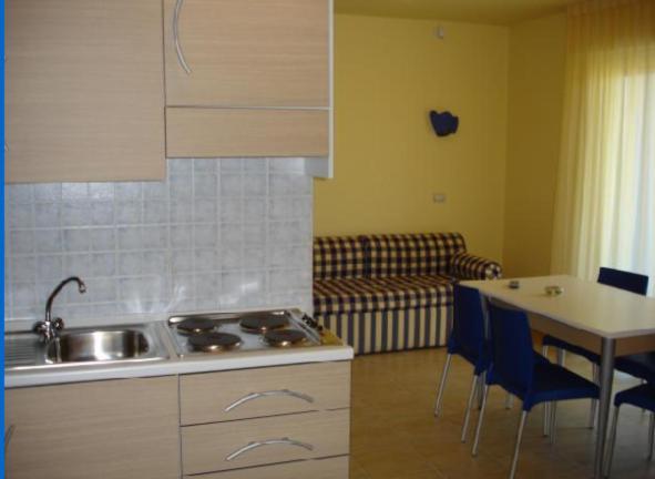 Residence Blumarine Giulianova Camera foto