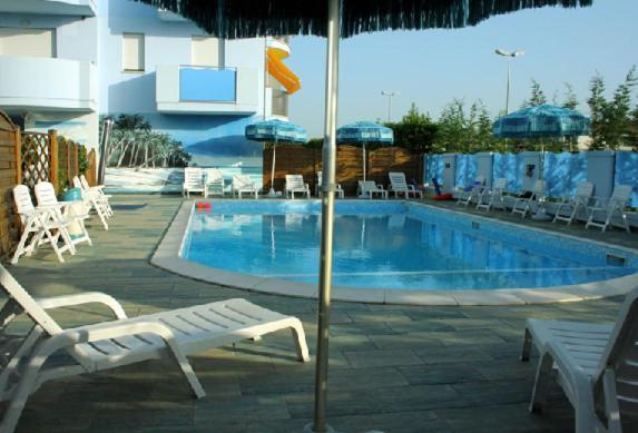 Residence Blumarine Giulianova Esterno foto