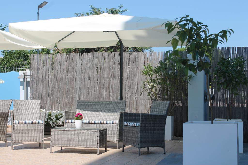 Residence Blumarine Giulianova Esterno foto